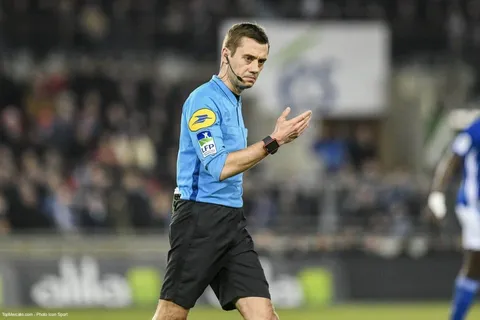OM : l’arbitrage de Turpin fait grincer les dents de Di Meco, Alonzo et… Riolo