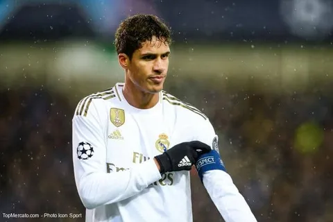 Real Madrid, Varane : “Nous ne contrôlons pas la VAR”