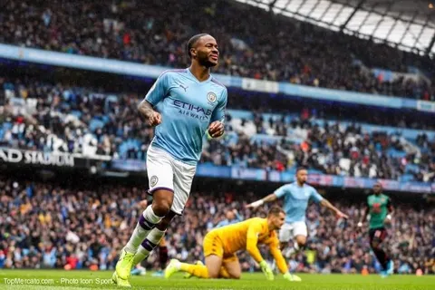 Man City : contrat record avec Nike pour Sterling ?