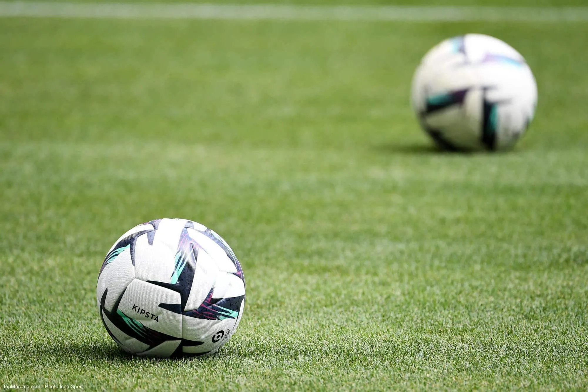 Laquelle de ces anecdotes est FAUSSE ?