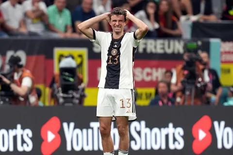 Allemagne : la retraite internationale, Müller glisse un indice