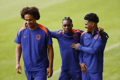 Mercato - Manchester United : après De Ligt, un Néerlandais dit aussi oui !