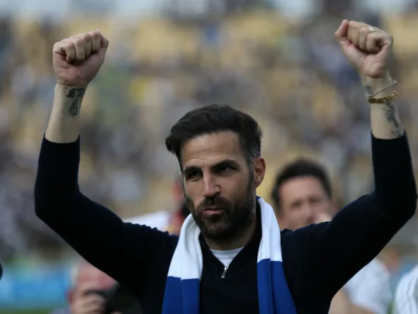 Mercato – Cesc Fabregas sur le banc du Real Madrid, faut-il vraiment croire à la rumeur ?
