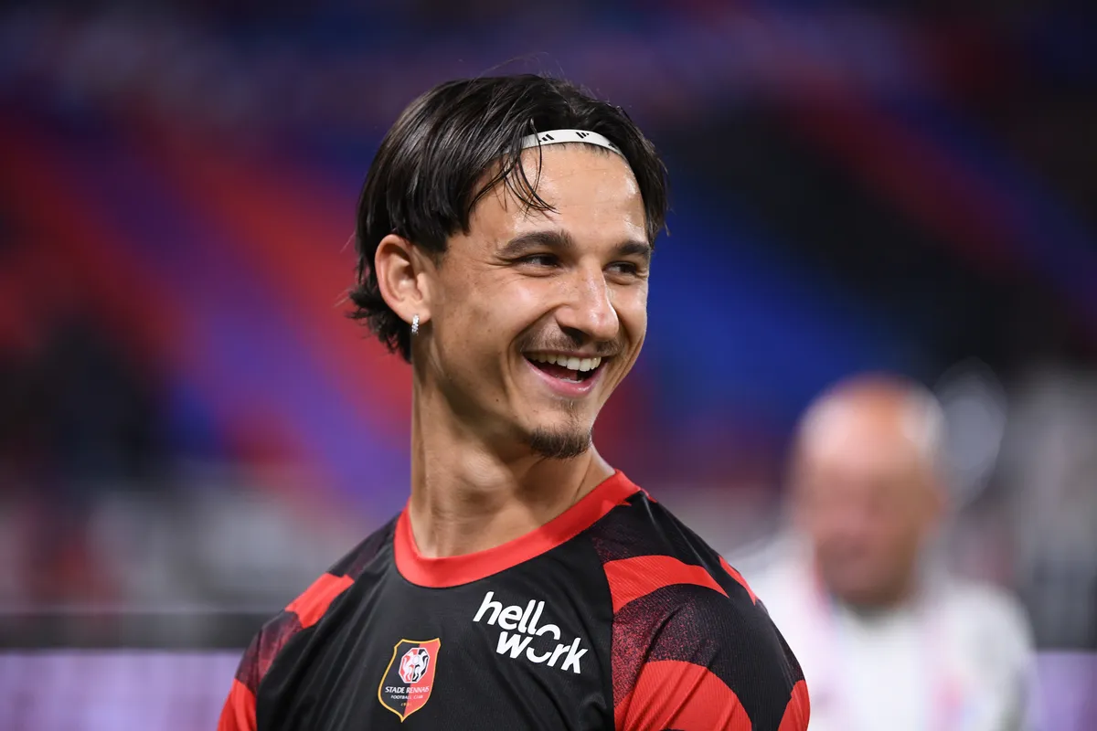 Mercato – Un club de Ligue Europa annoncé en pole pour Esteban Lepaul, Rennes dévoile son prix