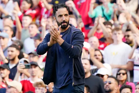 Mercato Manchester United : Galatasaray prépare une offre de 25 M€ pour un candidat au départ