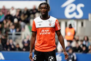 Mercato Lorient : Isaak Touré, un intérim avant un départ en janvier ?