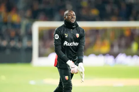 Mercato Lens : 2 prétendants pour Hervé Koffi