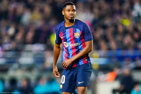 Mercato - Barça : les noms des 4 clubs susceptibles d’accueillir Fati