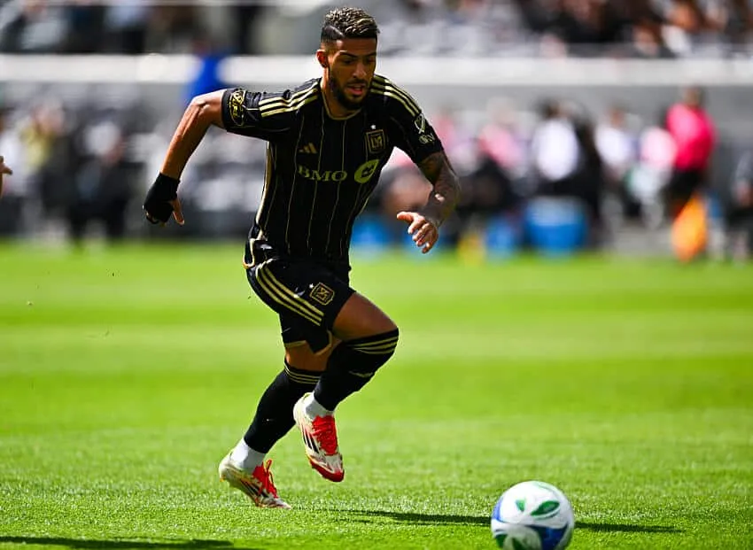 Denis Bouanga