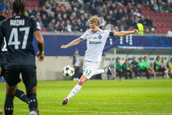 Morten Hjulmand, Sporting