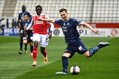 Ligue 1 : l’OM gagne à Reims et passe devant Lens