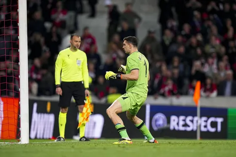 Lille-Aston Villa : la nouvelle provocation d’Emiliano Martinez !