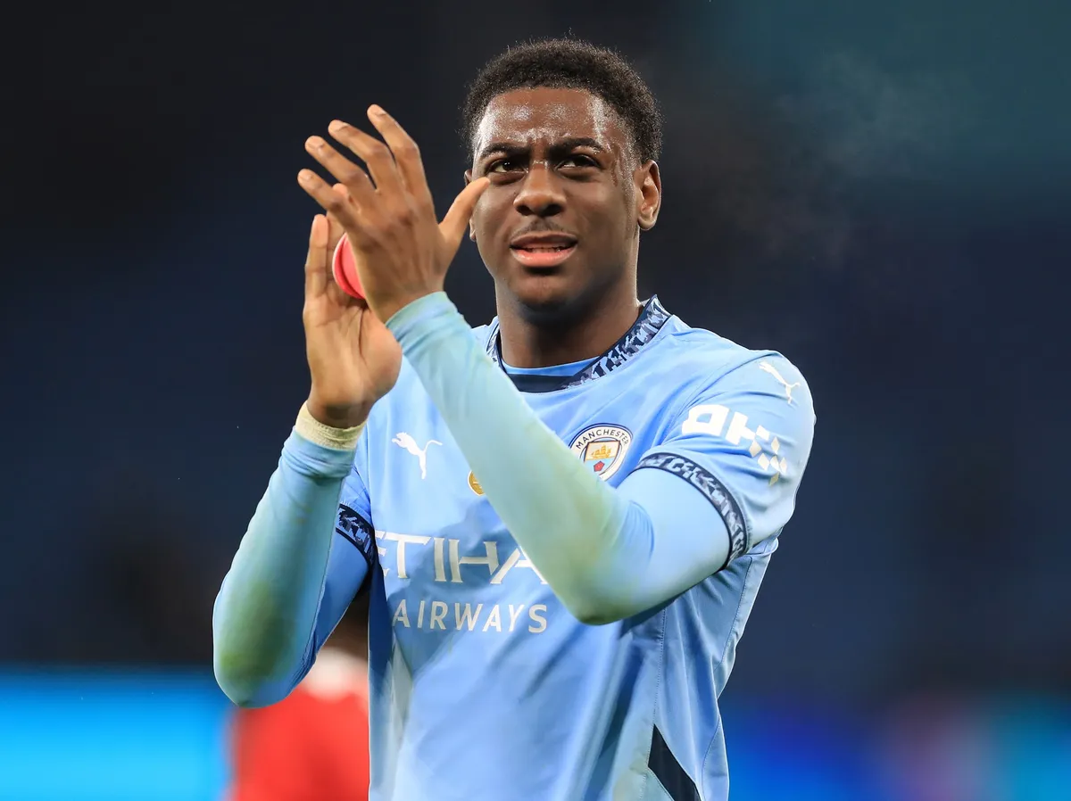 Divin Mubama Manchester City