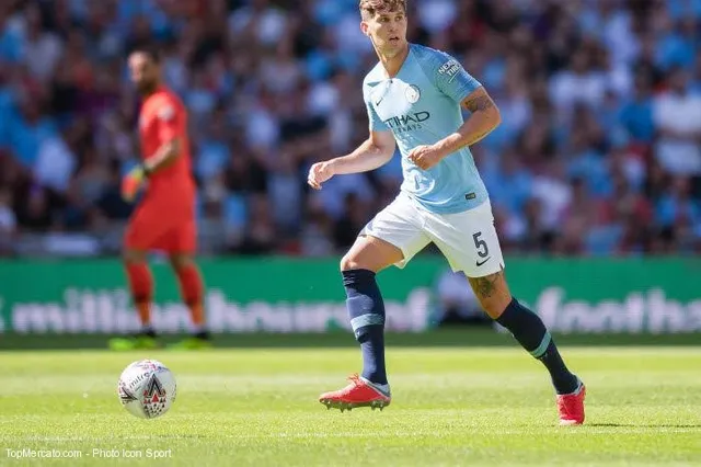 Man City : un nouveau contrat pour John Stones ?