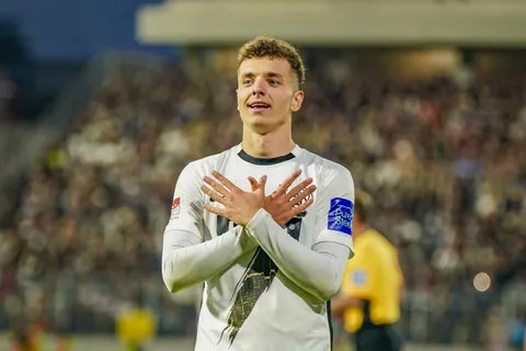 Fisnik Asllani