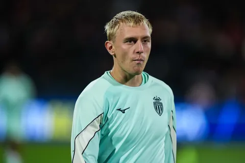 Mercato Monaco : Mika Biereth aux oubliettes, un départ en janvier dans les tuyaux ?