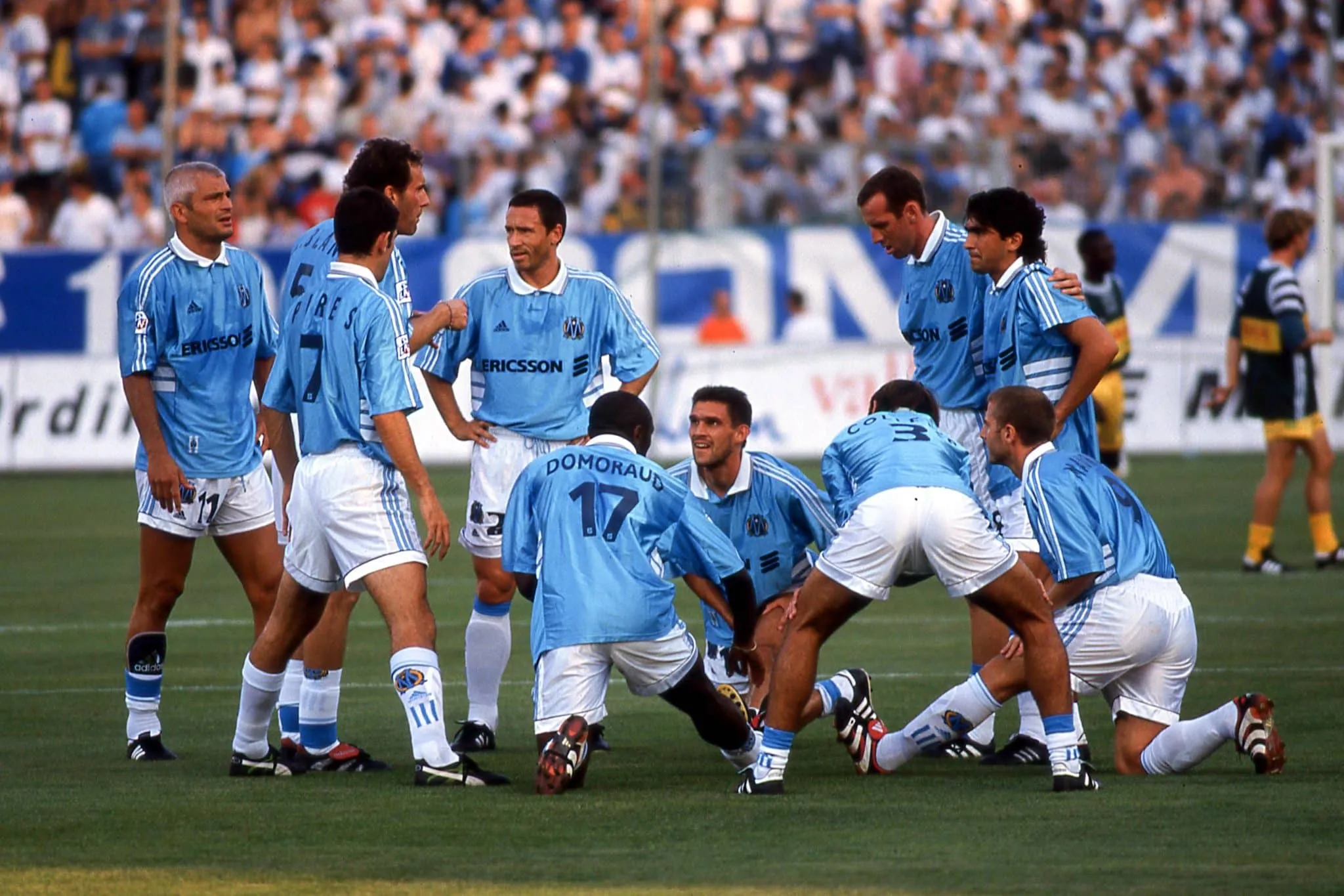 Laquelle de ces propositions concernant la demi-finale de la Coupe UEFA 1999 entre l’OM et Bologne est FAUSSE ?