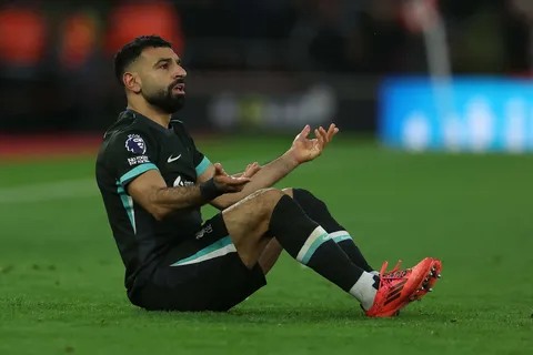 Mercato - Liverpool : pas d’offre faite à Salah, les explications de Carragher