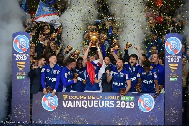 Strasbourg : la communion des joueurs avec les supporters (vidéo)