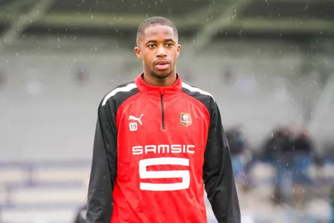 Mercato Rennes : 2 clubs de Ligue 1 lorgnent Wilson Samaké