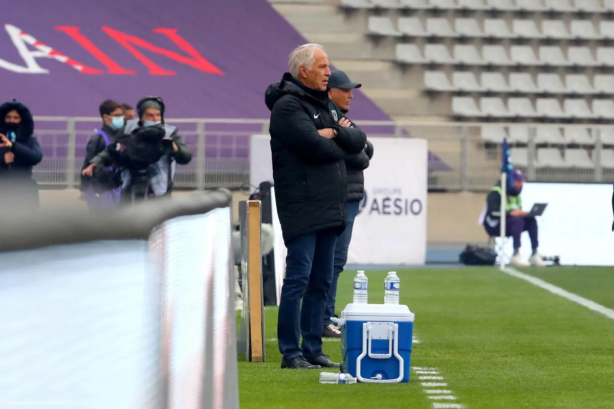 Paris FC : René Girard met les voiles