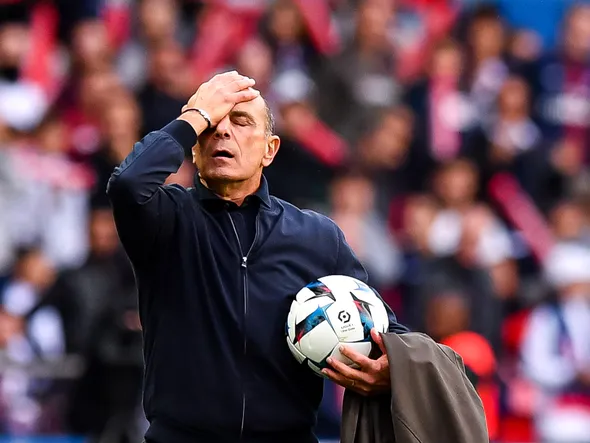 Mercato Paris FC – Les 2 dossiers prioritaires qui plombent le FC Nantes