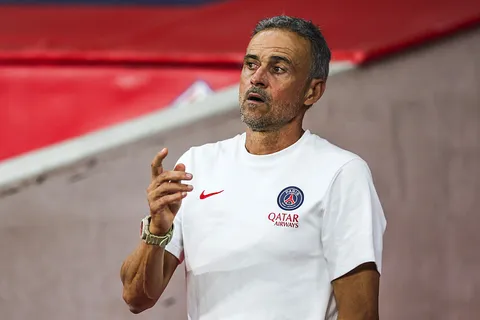 Mercato PSG : “il avait besoin de jouer”, Luis Enrique a rétrogradé un titi parisien courtisé cet été