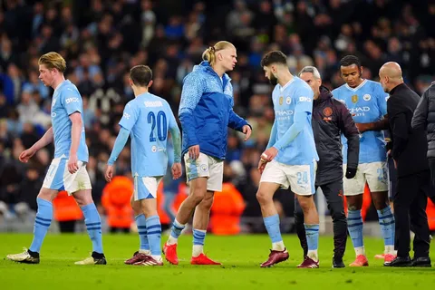Manchester City : un cadre sort du silence après l’élimination