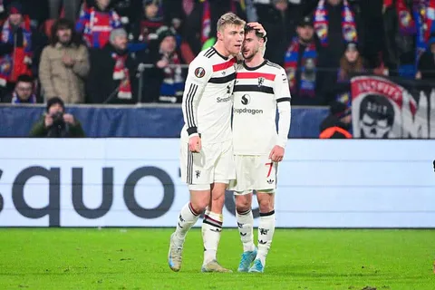 64 M€ jetés par les fenêtres, “l’un des pires recrutements de l’histoire du football” dénoncé à Manchester United