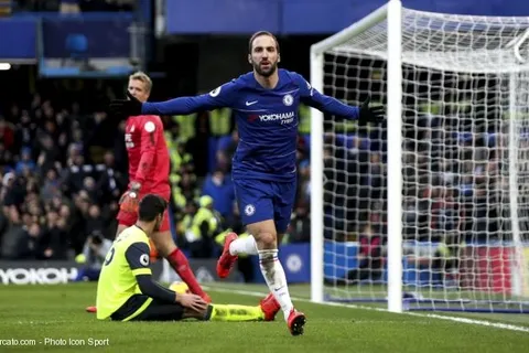 Juventus : Higuain en route pour la Roma ?