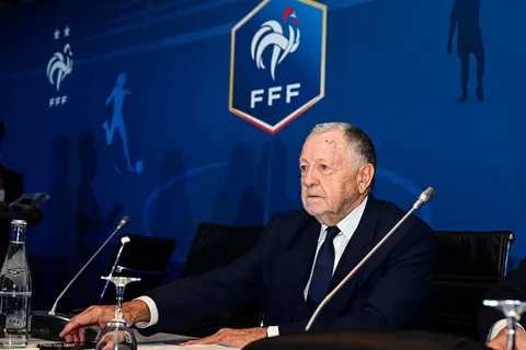 Mercato - OL : Aulas sort du silence sur le mercato