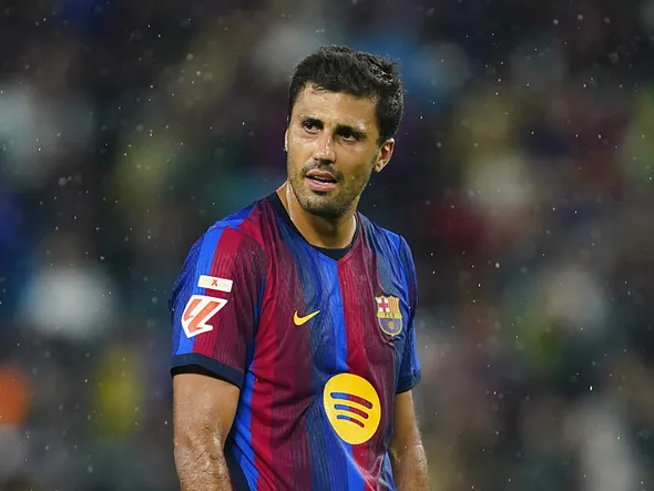 Barça : Rodri en pompier de service face au PSG, symbole d’un loupé sur le dernier mercato ?