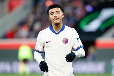 Mercato Manchester United : Chelsea prêt à payer une pénalité pour éviter d’acheter Sancho ?