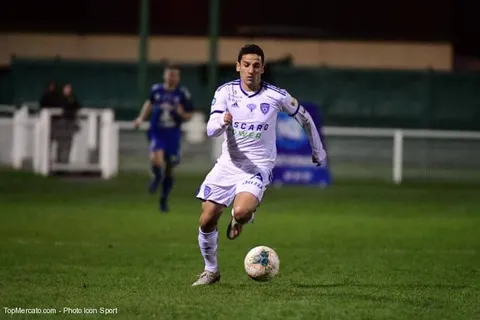 Officiel Mercato - Bastia : Ben Saada rempile avec le promu corse