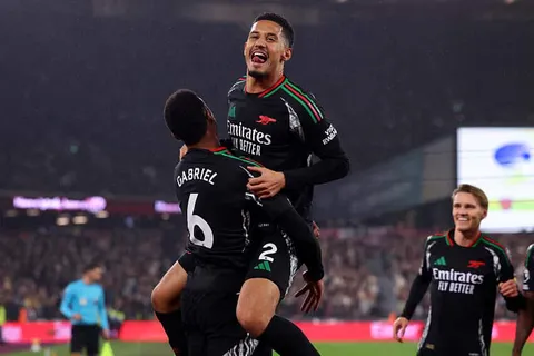 Mercato - Real Madrid : Arsenal fixe un prix XXL pour William Saliba