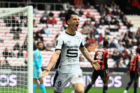 Mercato Rennes : “réaliser une saison complète avec un club européen”, Lepaul vend la mèche sur son avenir