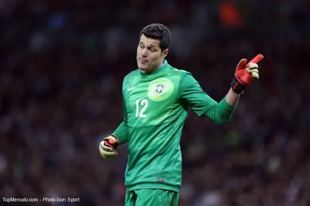 Julio Cesar joue gros lors de ce mercato