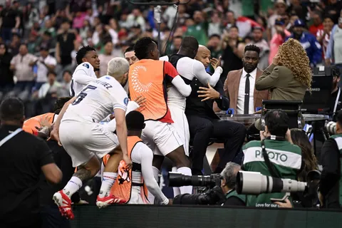 Que vaut Cecilio Waterman, l’attaquant du Panama qui a fait le buzz avec Thierry Henry ?