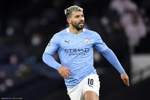 Mercato - Manchester City : la mise au point de Guardiola sur le dossier Agüero