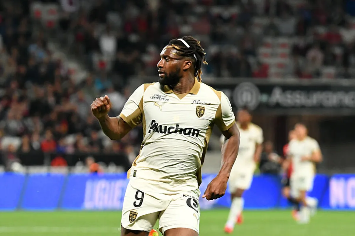 Mercato Lens : Allan Saint-Maximin fait rêver un promu en Serie A, des discussions entamées