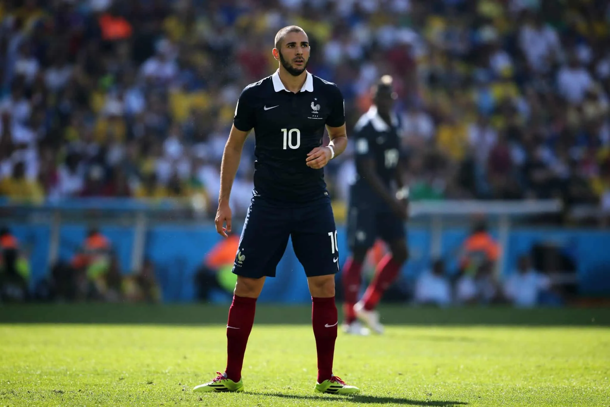 Quelle est la particularité du premier maillot extérieur de l’équipe de France signé Nike et datant de 2011 ?