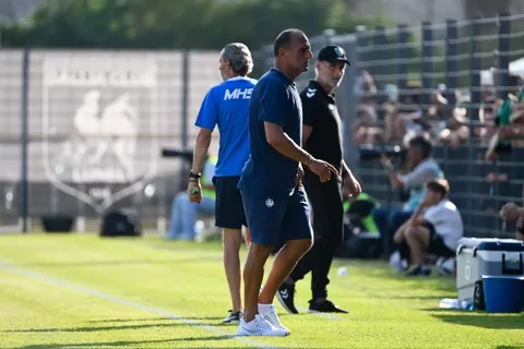 Un premier entraîneur de Ligue 1 déjà limogé ?