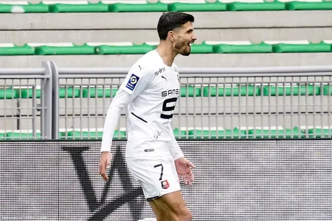 Ligue 1 : Rennes en a passé cinq à l’ASSE, avec un triplé de Terrier