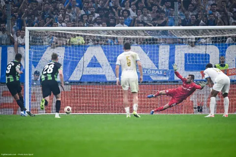 L’effondrement fatal de l’OM, des arrêts et des regrets pour Pau Lopez… Les Tops-Flops d’OM-Brighton