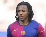 Barça : Hansi Flick impressionné par une habitude de Jules Koundé