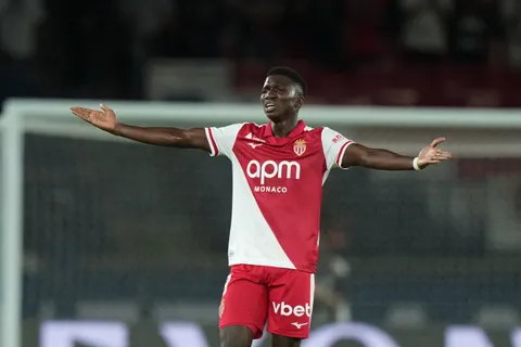 Mercato Monaco : après l’échec Chelsea, un 3e cador de Premier League débarque pour Lamine Camara