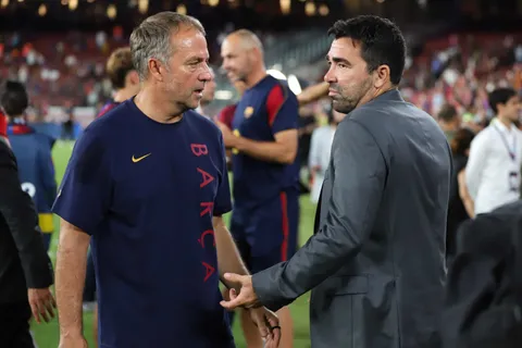 Mercato Barça : malgré le veto d’Hansi Flick cet été, Deco va revenir à la charge en janvier pour un défenseur à 65 M€