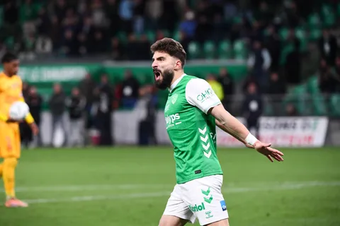 Mercato ASSE : un 3e courtisan prêt à créer la surprise pour Davitashvili, valorisé 20 M€