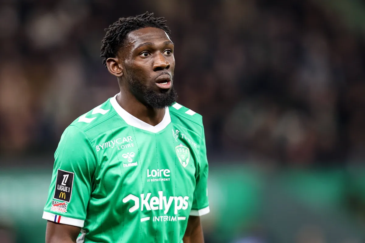 Dylan Batubinsika, AS Saint-Etienne