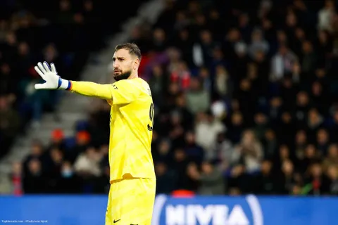 PSG : “Moi, je commets des erreurs à chaque match…”, Luis Enrique défend Donnarumma